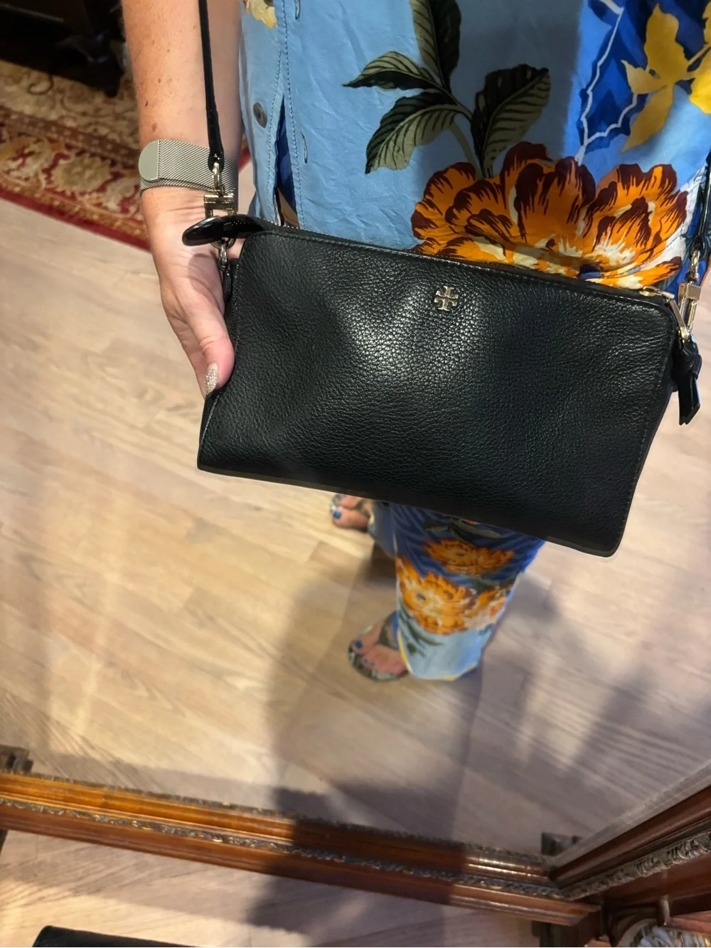 Tory Burch Black Pebble Leather Crossbody Small Bag With Gold Zipper